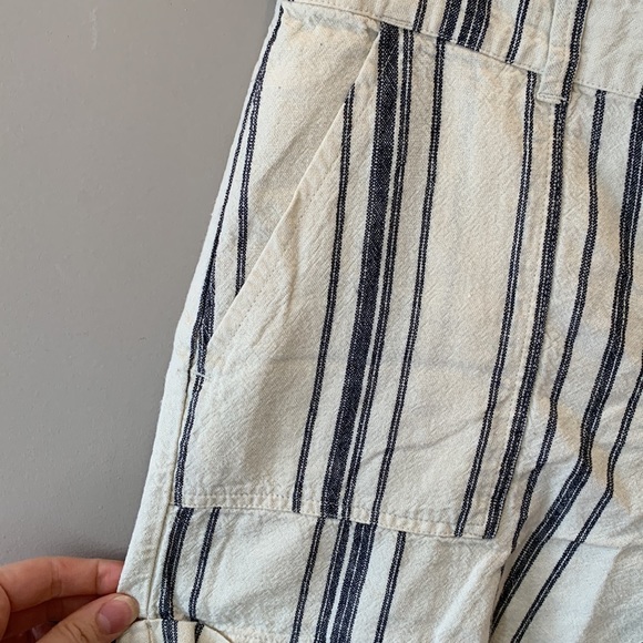 High Waisted Striped Linen Blend Shorts - Picture 3 of 7
